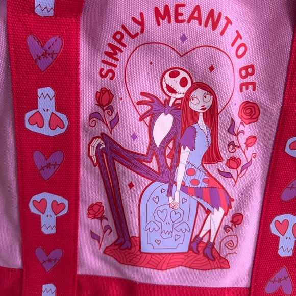 NWT Disney Nightmare Before Christmas Jack Skellington & Sally Valentine Tote - Picture 3 of 7